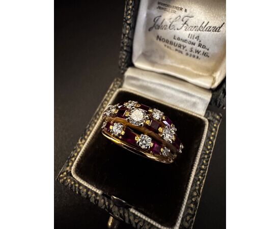 Anello  con  Rubini  e  Diamanti  