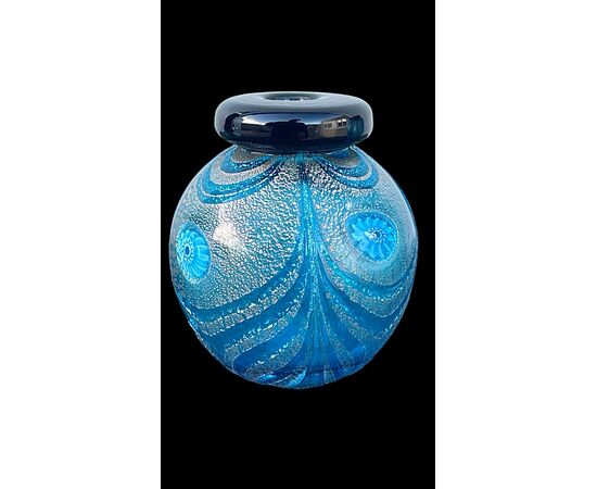 Serie di tre vasetti in vetro pesante pettinato con murrine e foglia oro.Barovier e Toso.Murano.