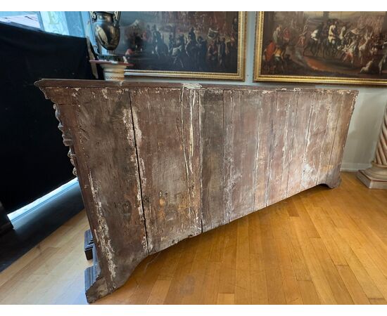 CREDENZA IN NOCE RINASCIMENTALE PRIMA META’ DEL XVI SECOLO