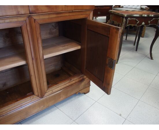 CREDENZA RESTAURATA A TRE PORTE IN CILIEGIO EPOCA 800