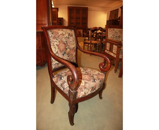 Poltrona Stile Direttorio Francese del 1800 con tessuto floreale Sanderson