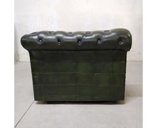 Divano Chesterfield 3 posti club vintage inglese originale in pelle verde 