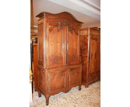 Grande Credenza Doppio Corpo Francese stile Provenzale in Legno di Rovere