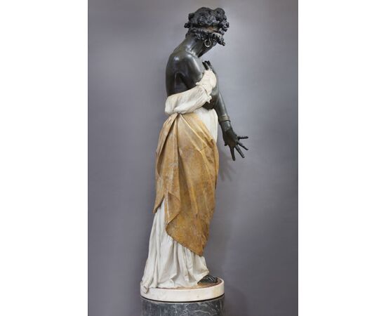 Scultura raff. "Sira" di Alessandro Rondoni (1841-??)