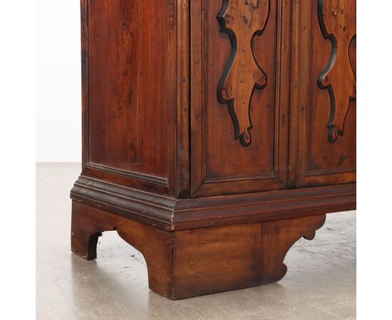 Credenza in stile rinascimento