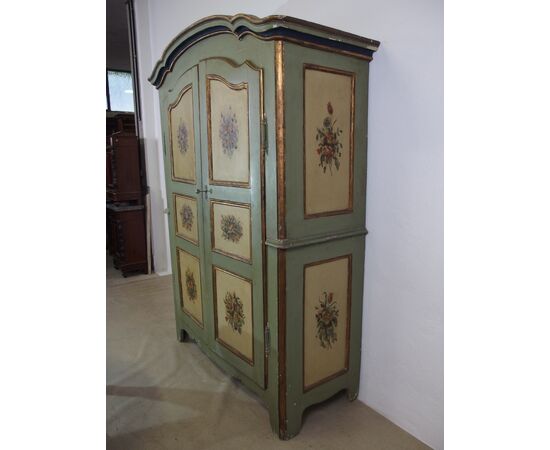 ARMADIO A DUE PORTE LACCATO STILE PIEMONTESE EPOCA 700 cm L146xP60xH222