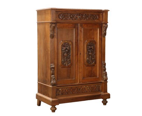 Credenza Neorinascimento