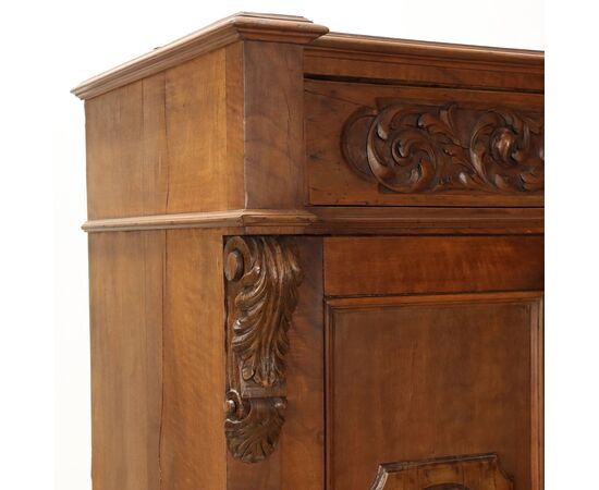 Credenza Neorinascimento