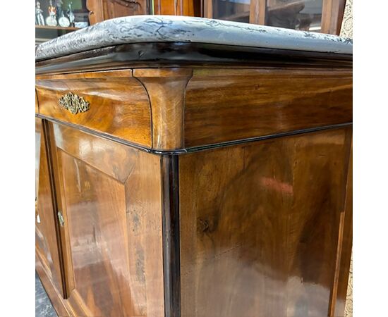 Antica splendida credenza -servante noce cappuccina CARLO X 1820 . con marmo . Mis 182 x 69 