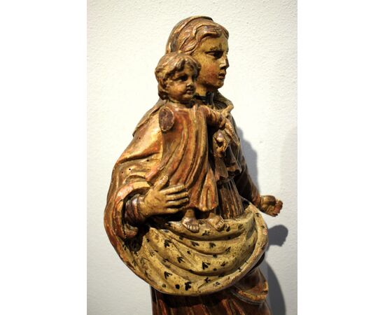 Madonna col Bambino. scultura lignea policroma