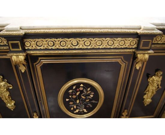 Antica servante stile Boulle francese del 1800 con ricche applicazioni in bronzo e pietre dure