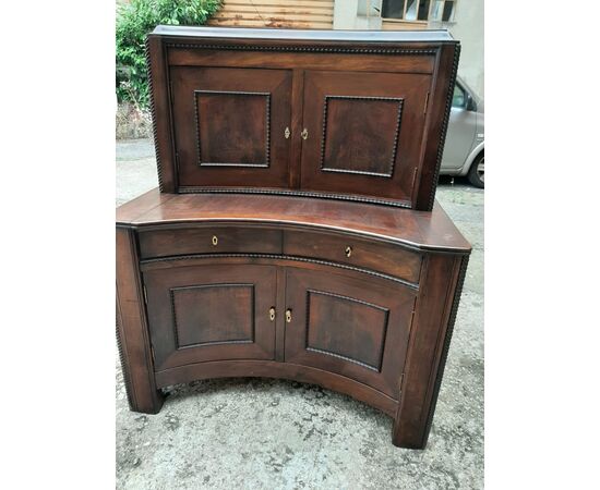 credenza con alzata