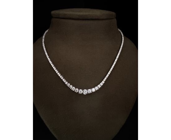 Collana  tennis  con  Diamanti  per  7.5 ct.