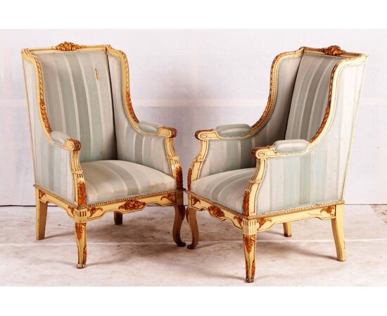 Coppia poltrone bergere francesi stile Luigi XV laccate