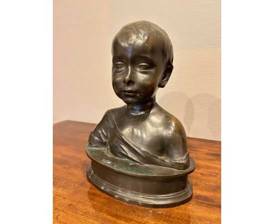 Busto di un ragazzo giovane, bronzo 