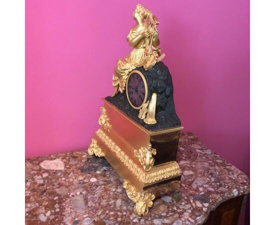 Parigina di bronzo d'orato, Francia ca. 1830