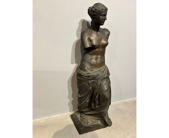 Grande scultura "VENERE DI MILO"