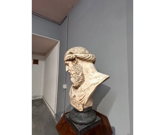 Busto di Marmo "DIONYSOS"