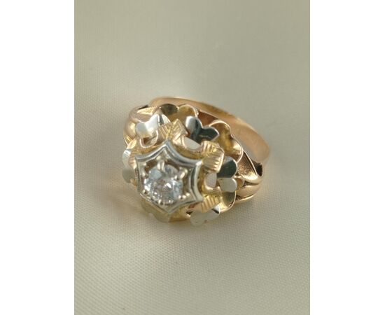 ANELLO CON DIAMANTE CENTRALE, ORO 18 KT