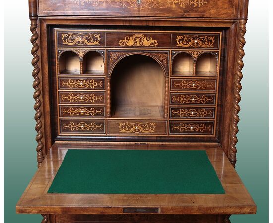 Secretaire Carlo X in piuma di mogano del 1800