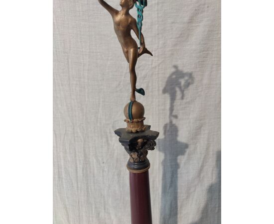 Obelisco in porfido con Mercurio in bronzo - H 76 cm