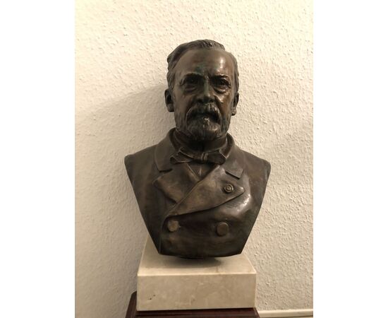 Busto di bronzo di "Louis Pasteur" dell '800