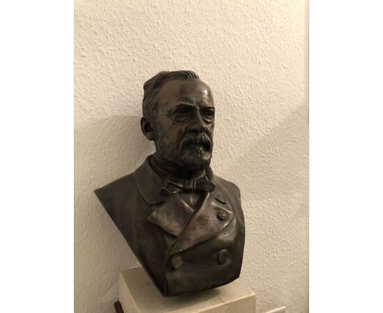 Busto di bronzo di "Louis Pasteur" dell '800