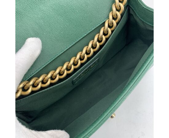 CHANEL Borsa a Tracolla in Pelle Col. Verde Boy M