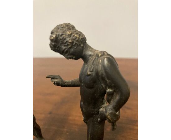 Antica coppia di personaggi in bronzo primi 800 . figure classiche 