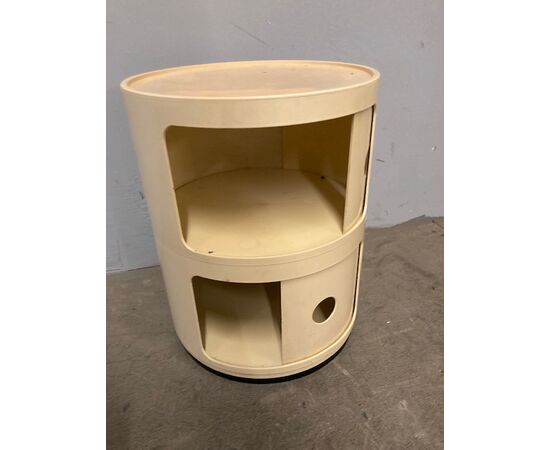 Comodino Kartell anni 70 design Anna castelli . Due moduli H cm 40 diametro cm 