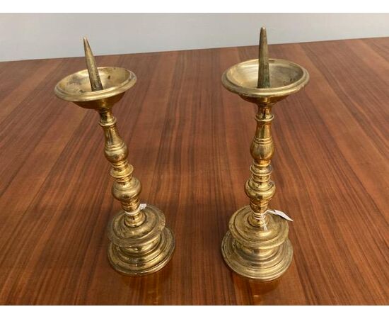 Coppia candelabri in bronzo Impero Primi 800 . Mis altezza cm 27 