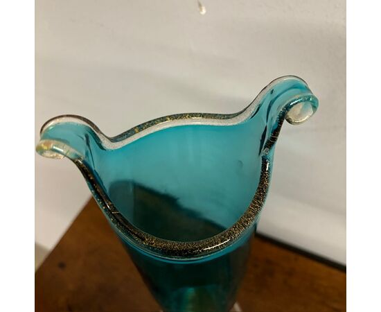 Vaso in vetro Murano color Turchese e oro . firmato inciso Murrina . Altezza cm 36 