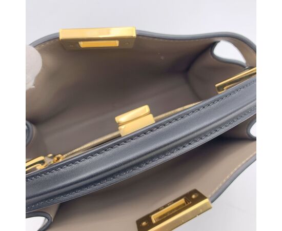 FENDI Borsa a Mano in Pelle Col. Nero Peekaboo Essentially S