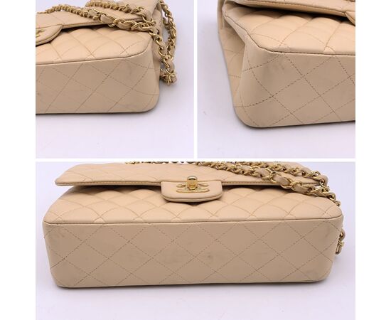 CHANEL Borsa a Tracolla in Pelle Col. Beige Timeless/Classique M