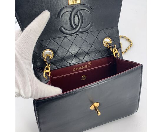 CHANEL Borsa a Tracolla Vintage in Pelle Col. Nero Trapezio S