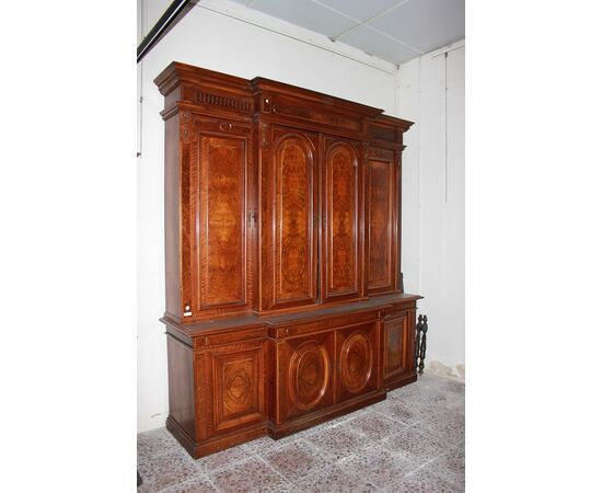 Grande Credenza doppio corpo Francese stile Luigi Filippo della prima metà del 1800