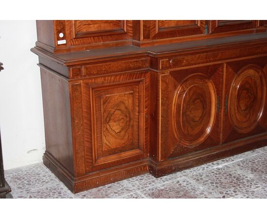 Grande Credenza doppio corpo Francese stile Luigi Filippo della prima metà del 1800