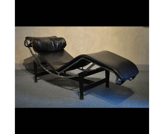 Chaise longue     