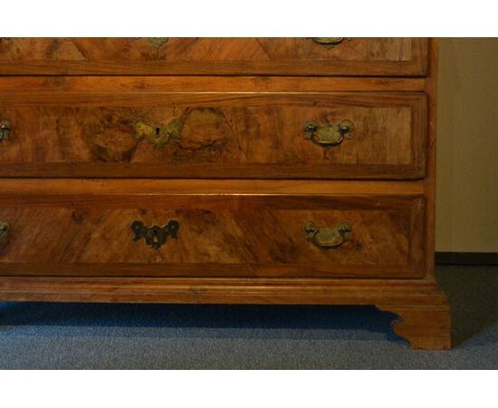 Ancient chest of drawers Lucchese     