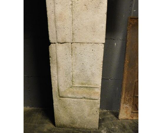 chp344 - pair of Aquitaine stone fireplaces, cm l 115/102 xh 112     