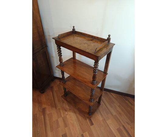 Piccola etagere