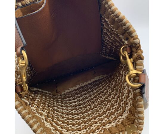 VALENTINO GARAVANI Borsa Shopper in Pelle Col. Marrone Rockstud M