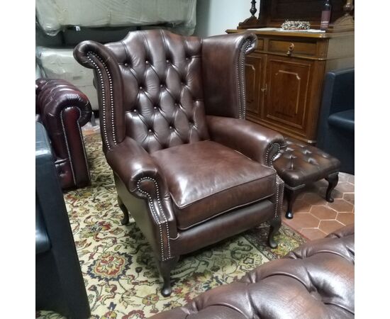 Divani e poltrone chesterfield inglesi originali nuovi e vintage 