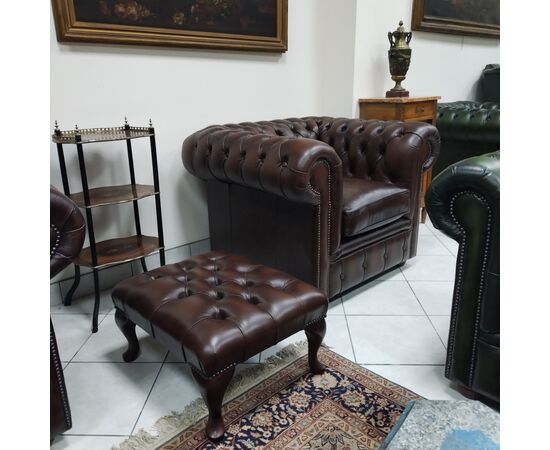 Divani e poltrone chesterfield inglesi originali nuovi e vintage 