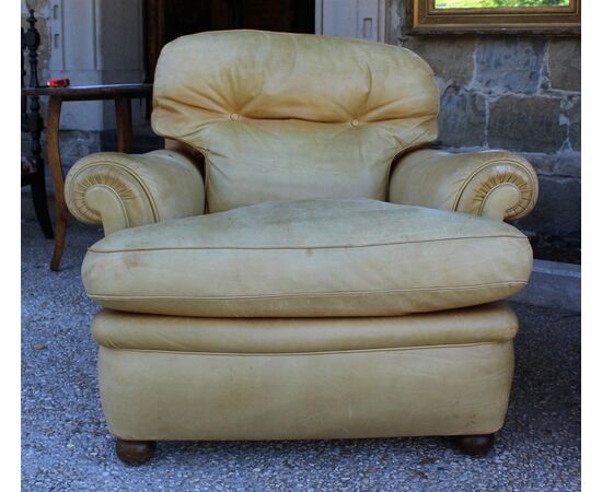 Living room Frau original hazelnut sofa two armchairs - 80s     