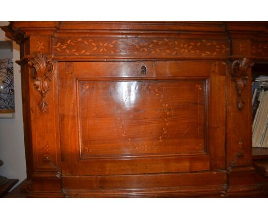 grande credenza siciliana in noce