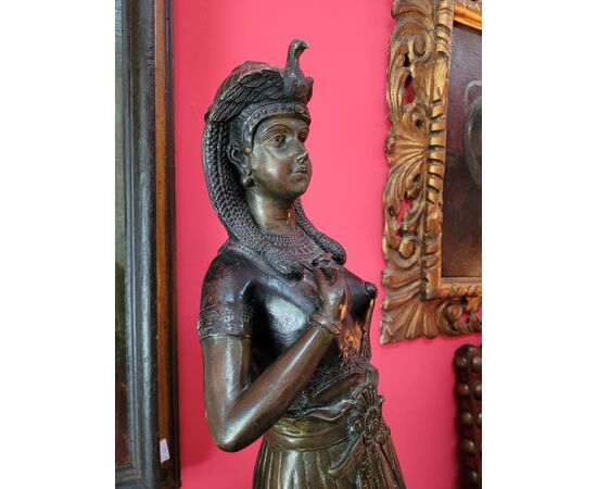 Bronze sculpture &quot;Cleopatra&quot; Late 19th - early 20th century     