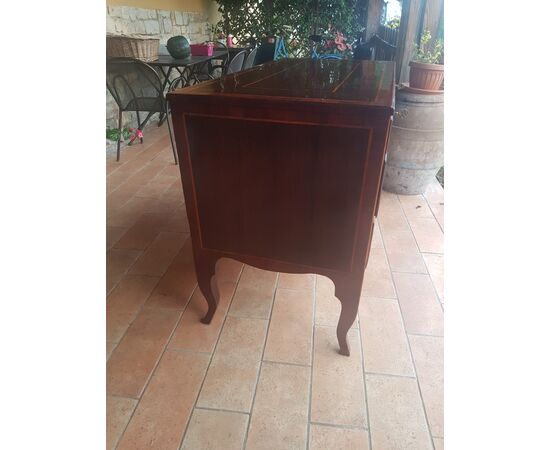 Tuscan chest of drawers, mid-18th century, restored in perfect condition     