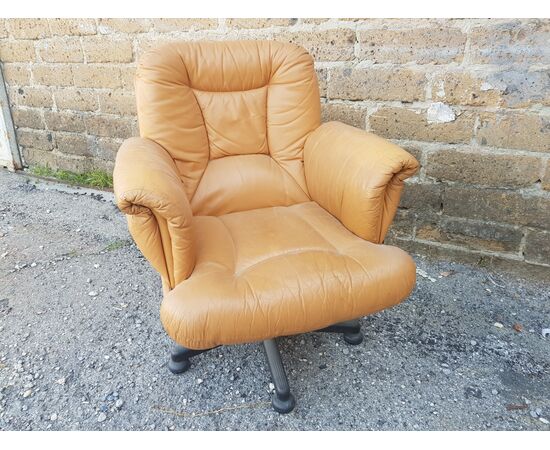 Pair of vintage leather armchairs - 70s     