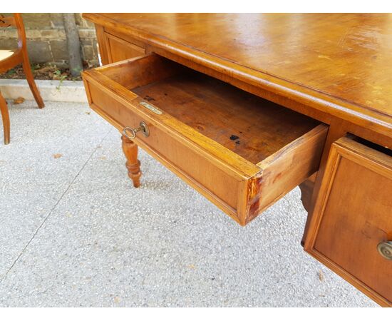 Tuscan walnut writing desk Period 19th century     